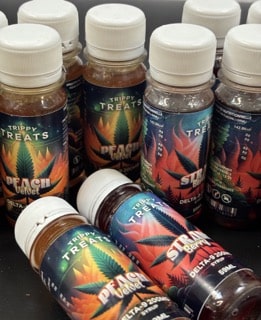 IMG_4268 2 Petite 𝐍𝐄𝐖 / Sirops D9 – Fraise – 59ml/200mg